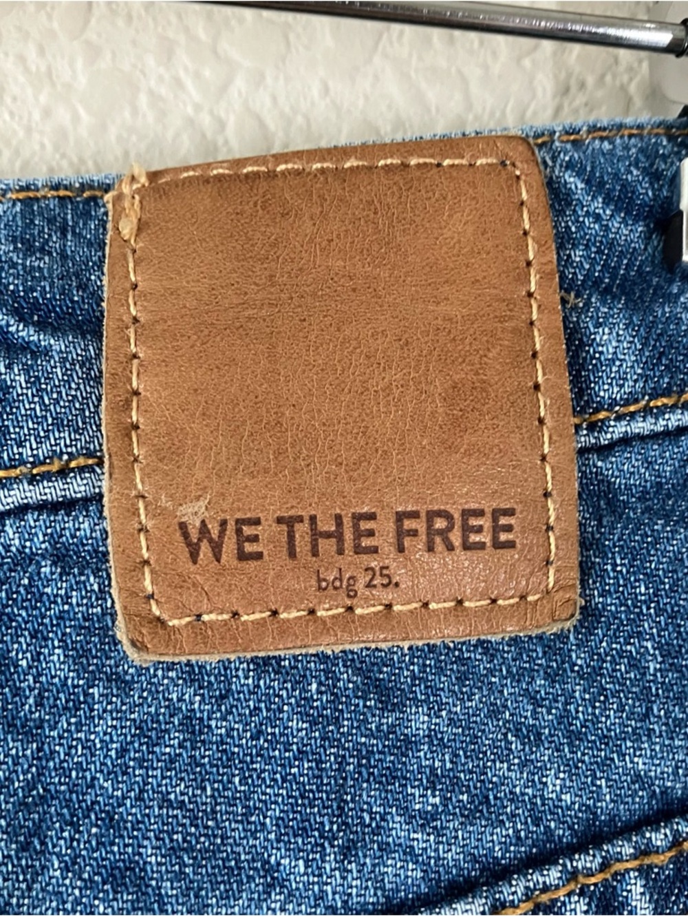 FREE PEOPLE We The Free Old West Wide Leg Jeans Size 29 Baggy Fray Hem Festival - Picture 8 of 13